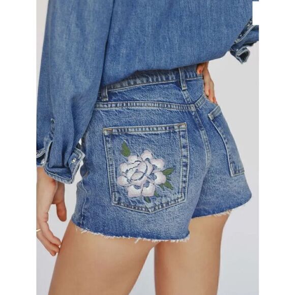 Reformation Charlie High Rise Jean Short Fauna Embroidery NWT Size 30 - Picture 2 of 6